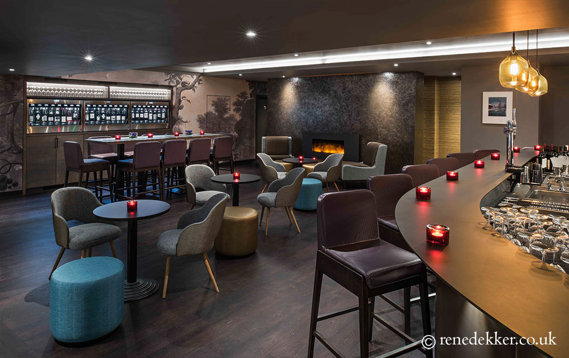 High End Bar Consilium Luxuria