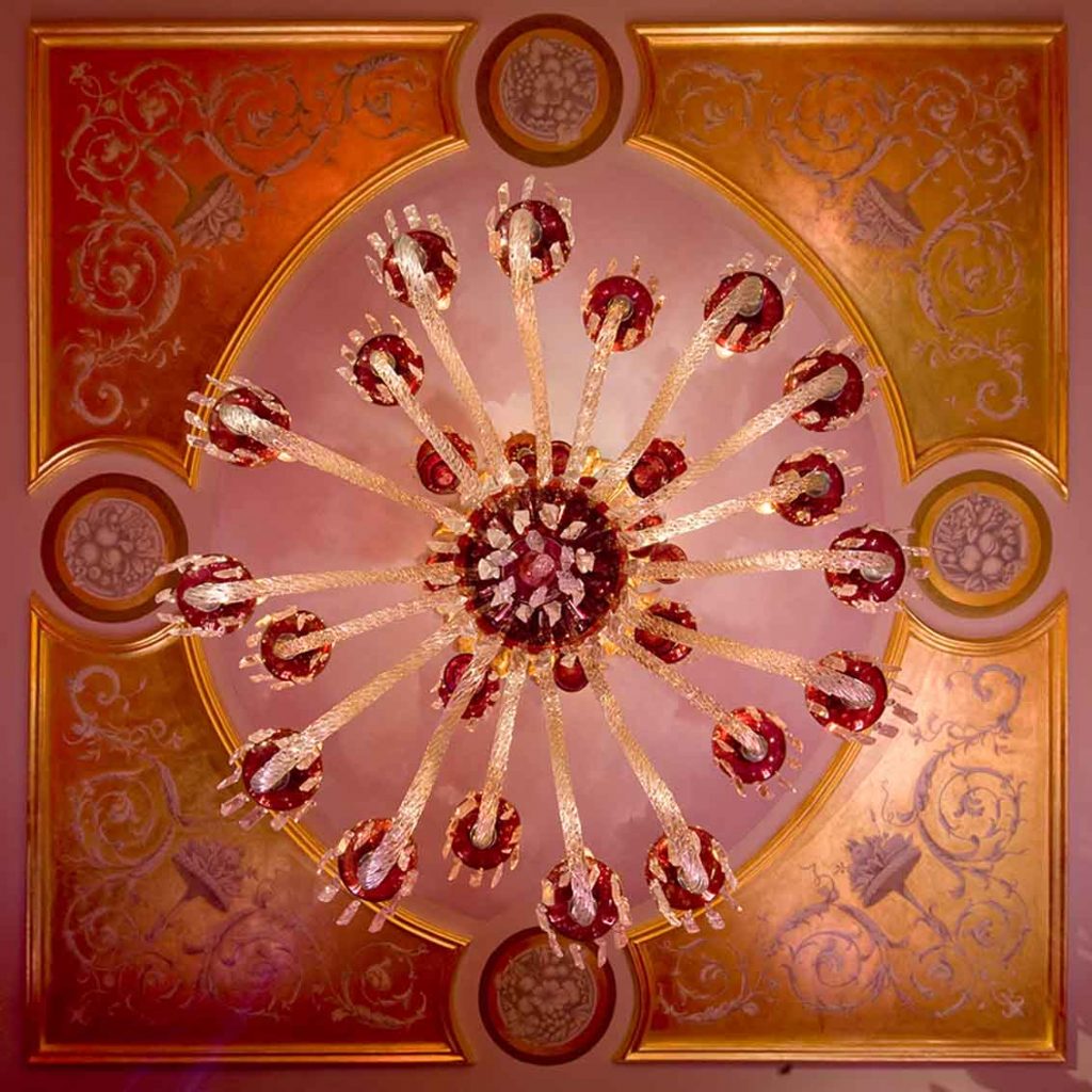 Dining room ceiling, gilded details, Baccarat vintage chandelier